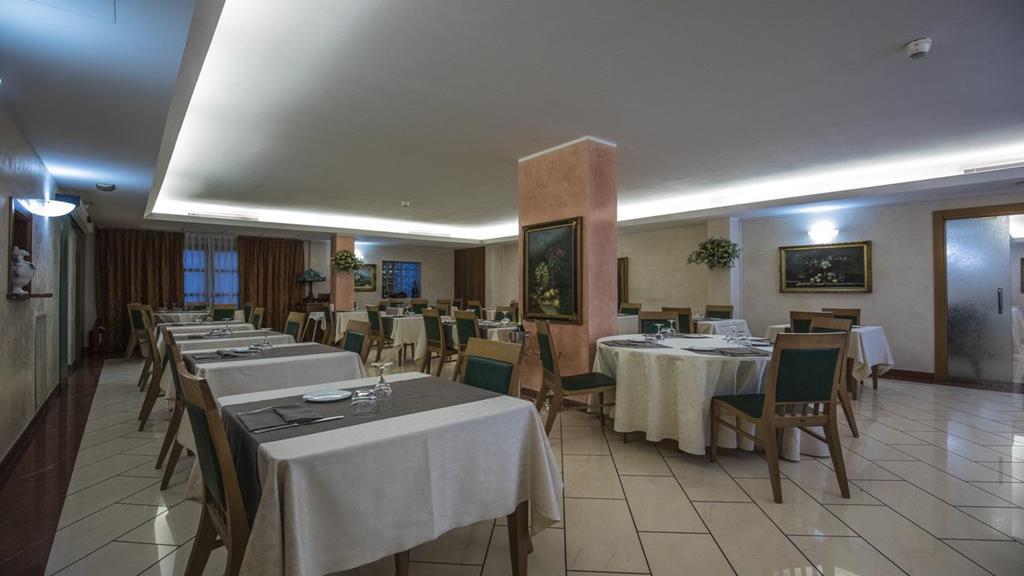 La Fonte Hotel Ome Ngoại thất bức ảnh
