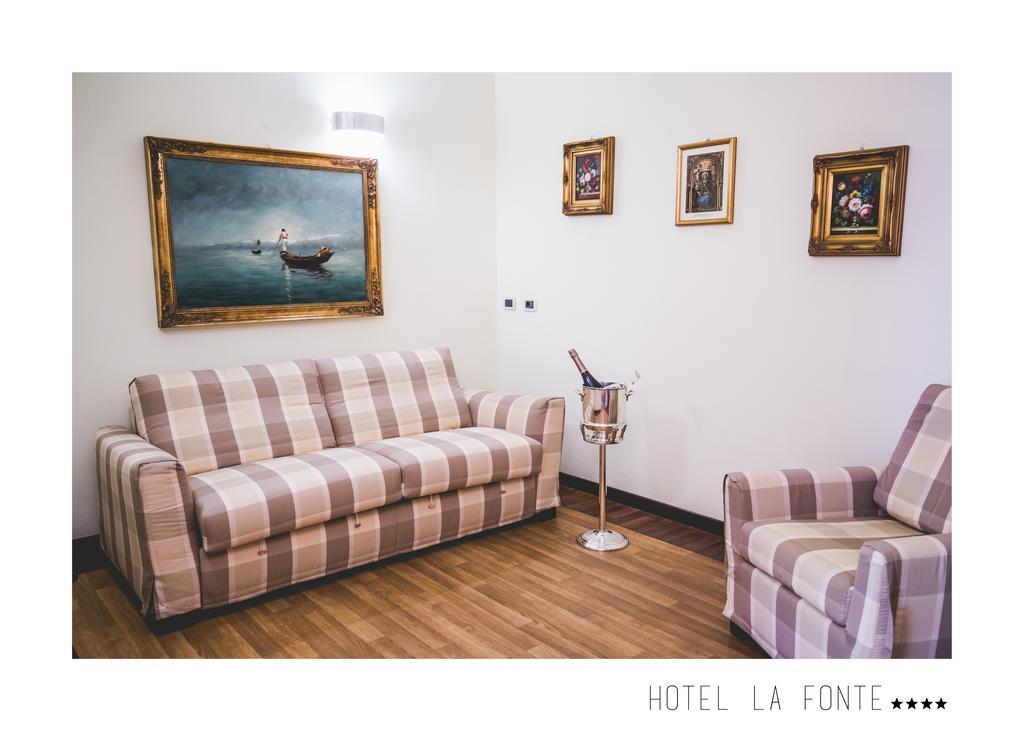 La Fonte Hotel Ome Ngoại thất bức ảnh