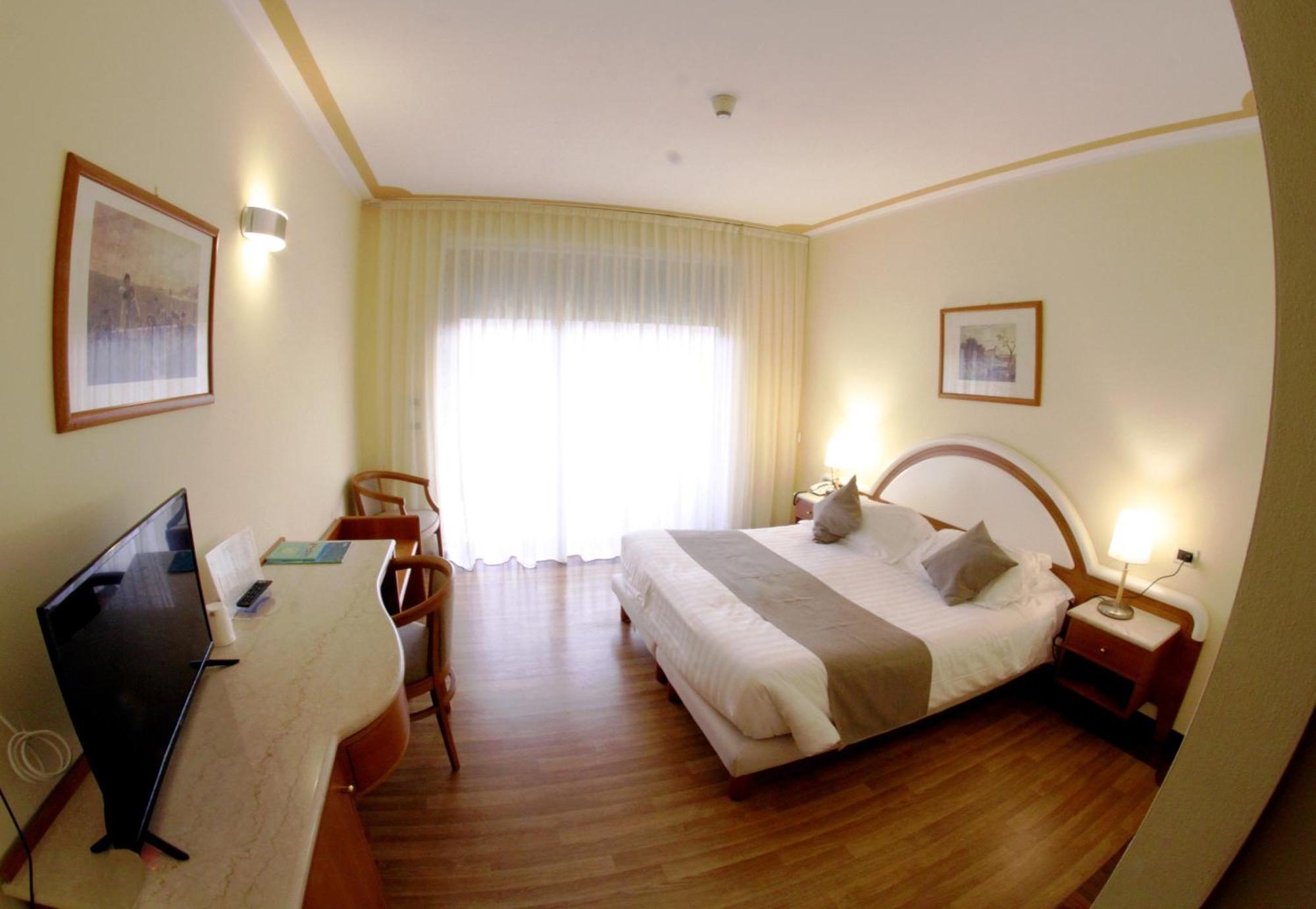 La Fonte Hotel Ome Ngoại thất bức ảnh