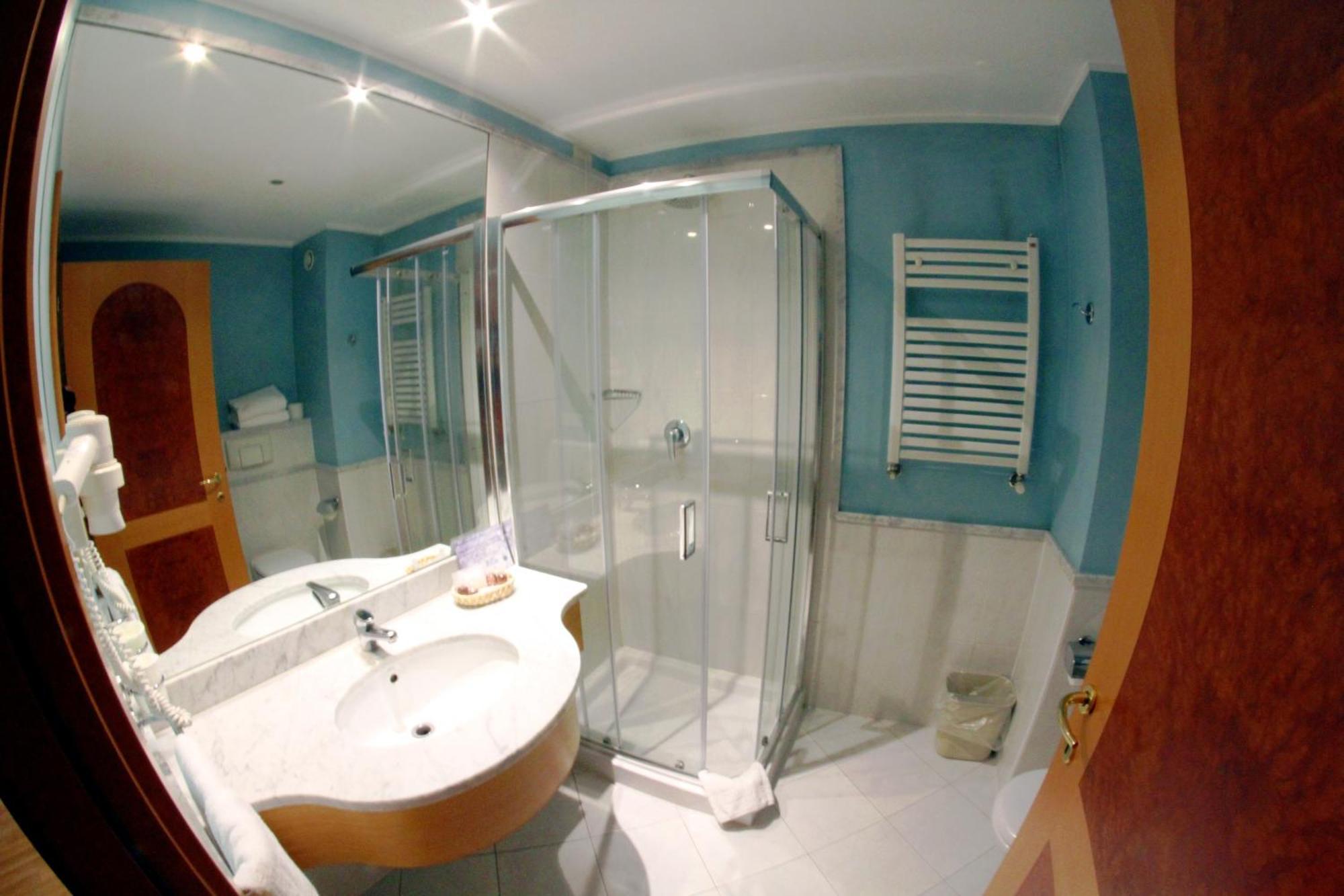 La Fonte Hotel Ome Ngoại thất bức ảnh