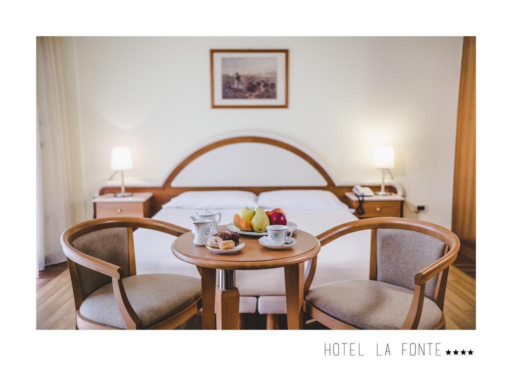 La Fonte Hotel Ome Ngoại thất bức ảnh