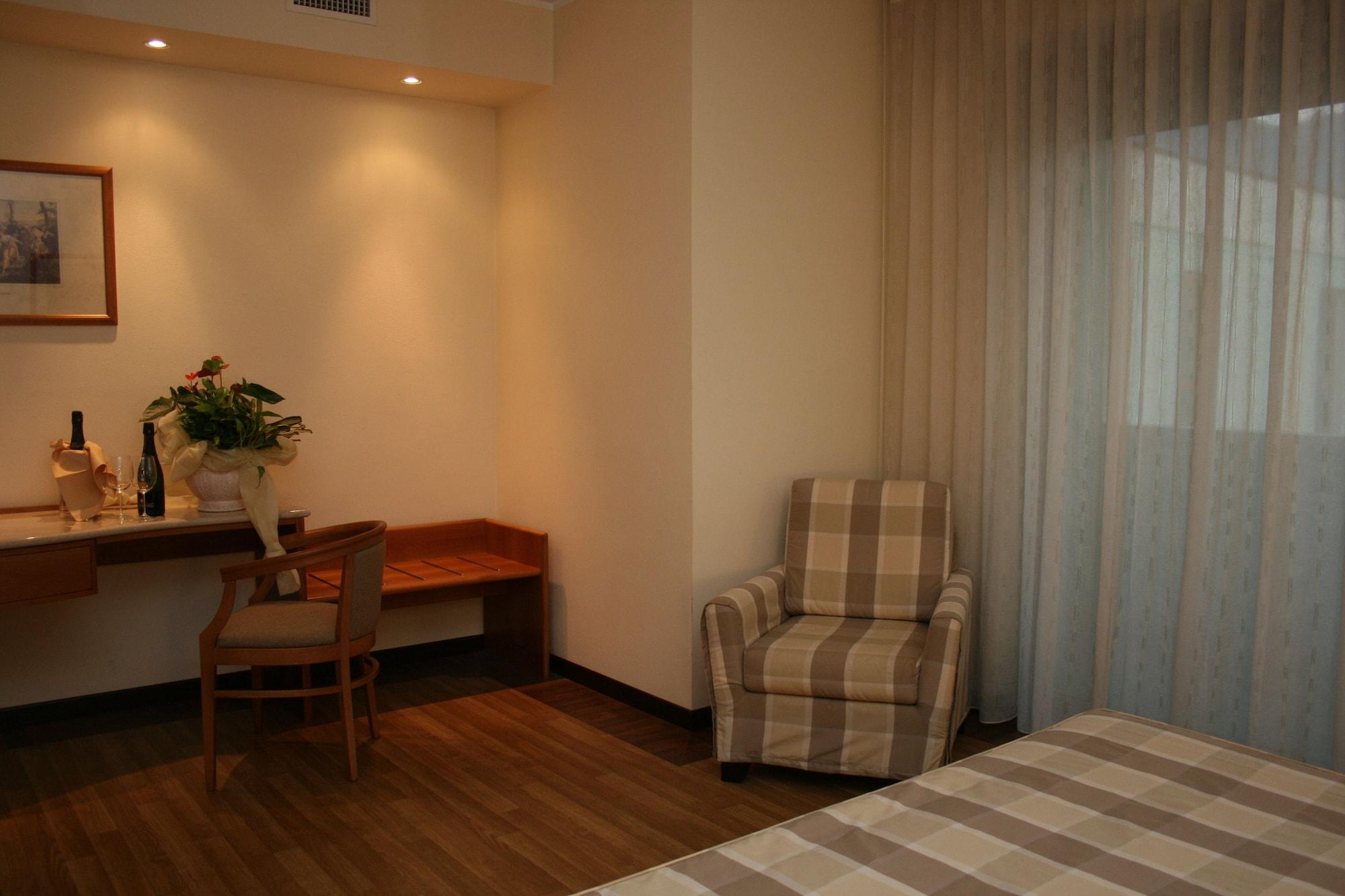 La Fonte Hotel Ome Ngoại thất bức ảnh
