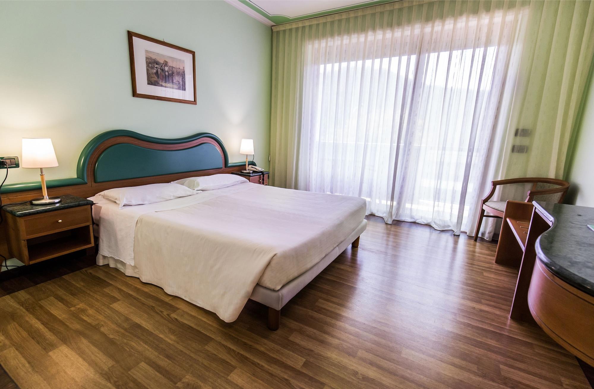 La Fonte Hotel Ome Ngoại thất bức ảnh