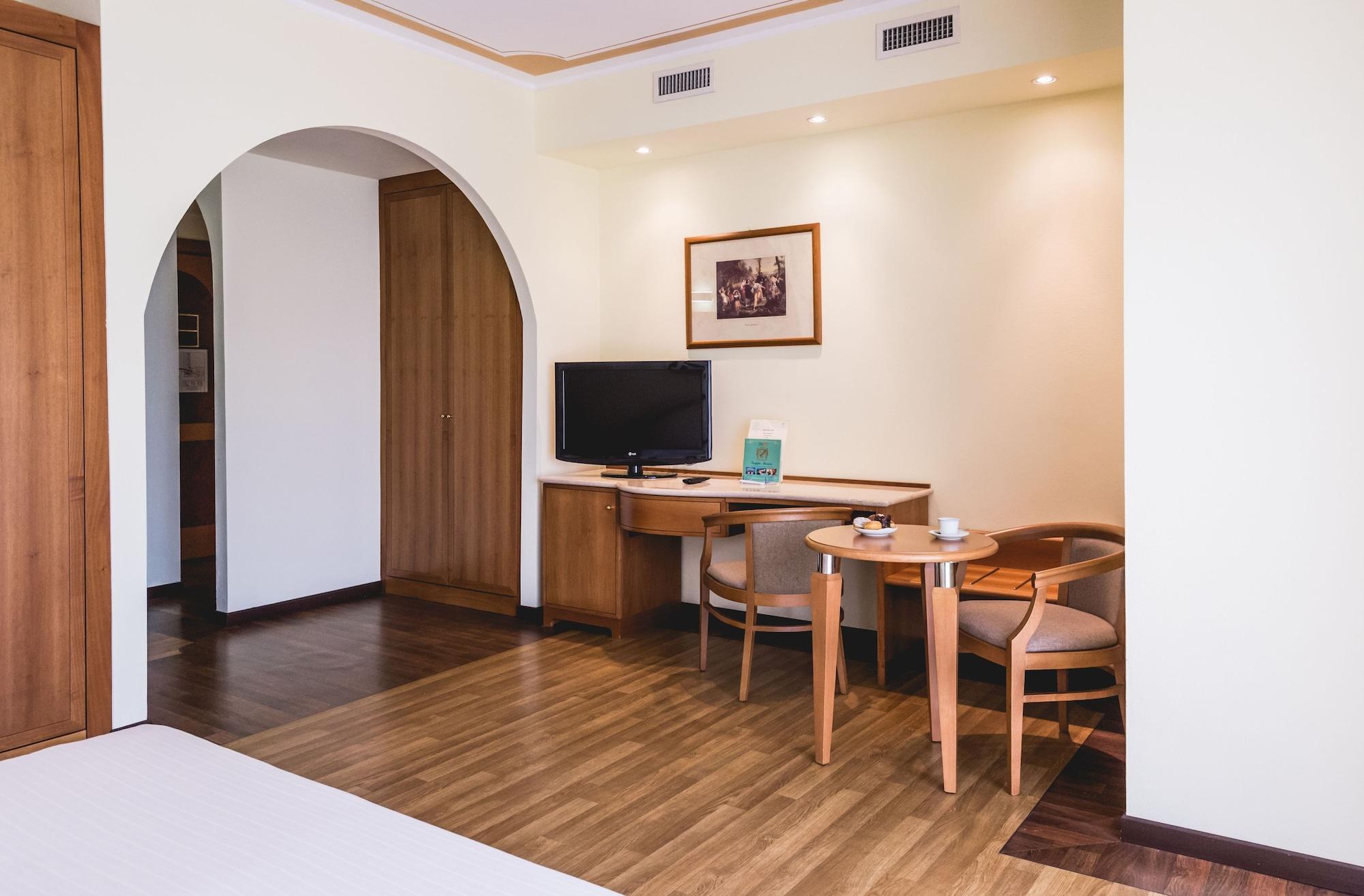 La Fonte Hotel Ome Ngoại thất bức ảnh